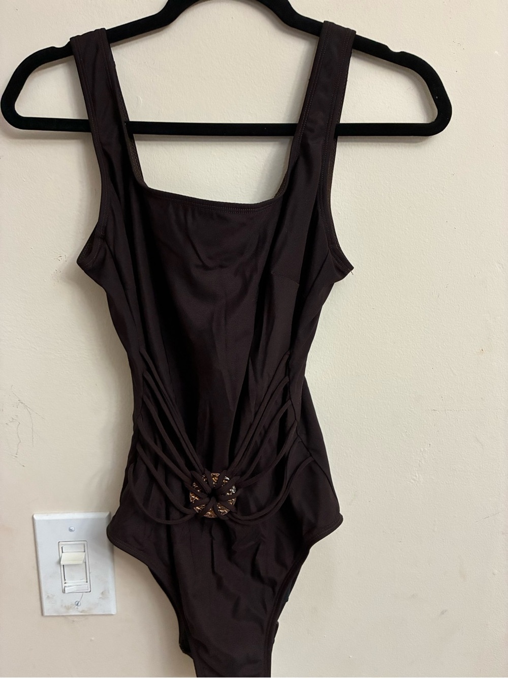 Longitude Brown Gold Medallion One-Piece Swimsuit – Size 12